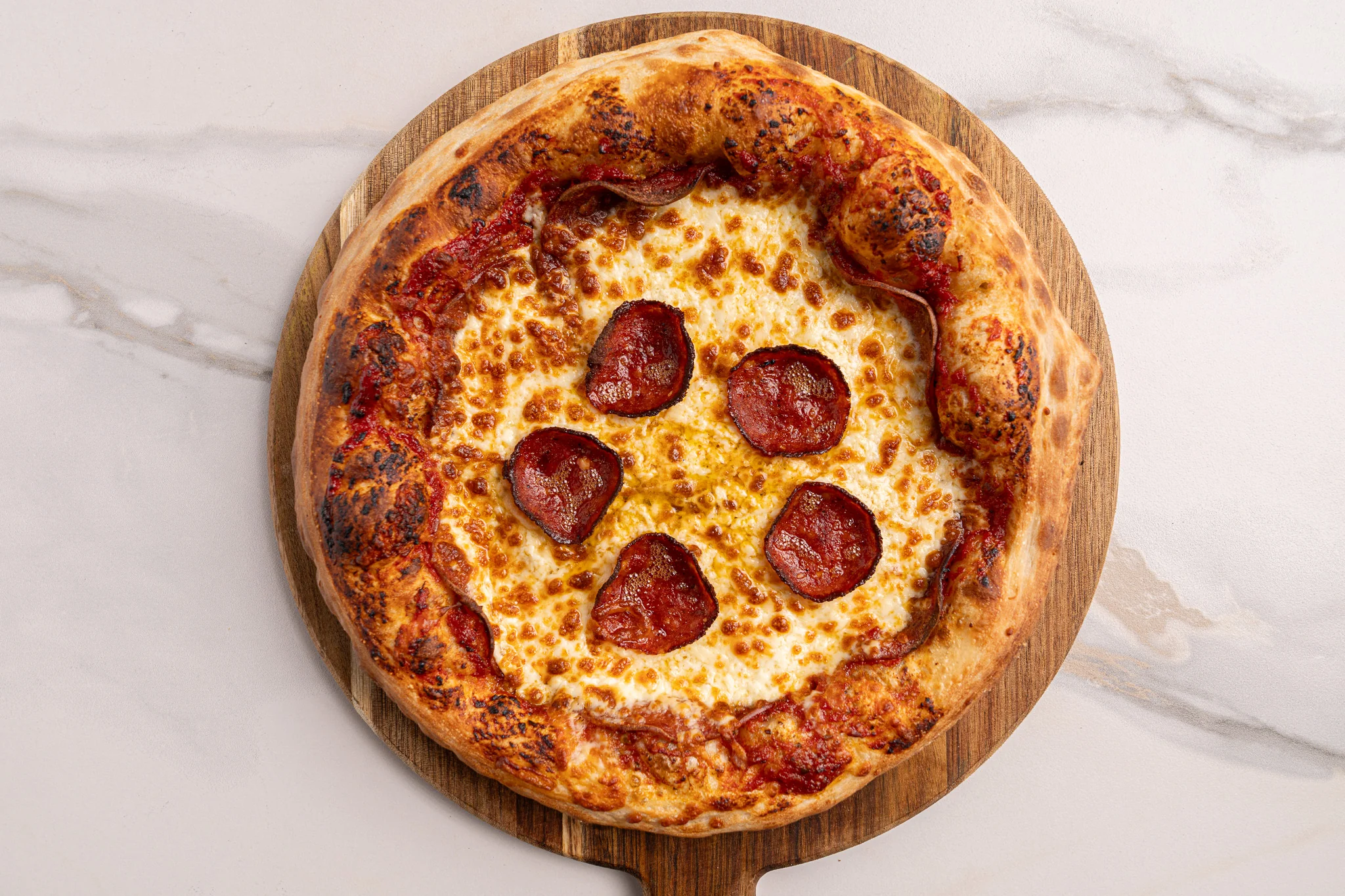 Pizza pepperoni — Restaurant Le Moulin